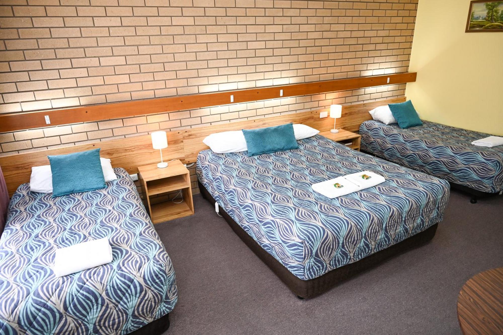 ホルブルック タウン センター モーター イン ホルブルーク エクステリア 写真